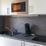 Boardinghouse Kastanienring 3*