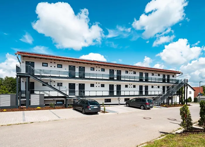 Hotel apartamentowy Boardinghouse Kastanienring 3*